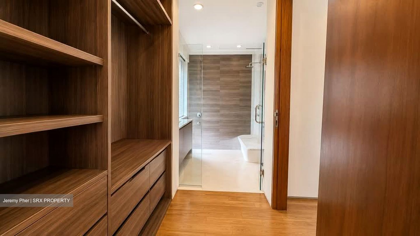 Serangoon Garden Estate (D19), Semi-Detached #586216911